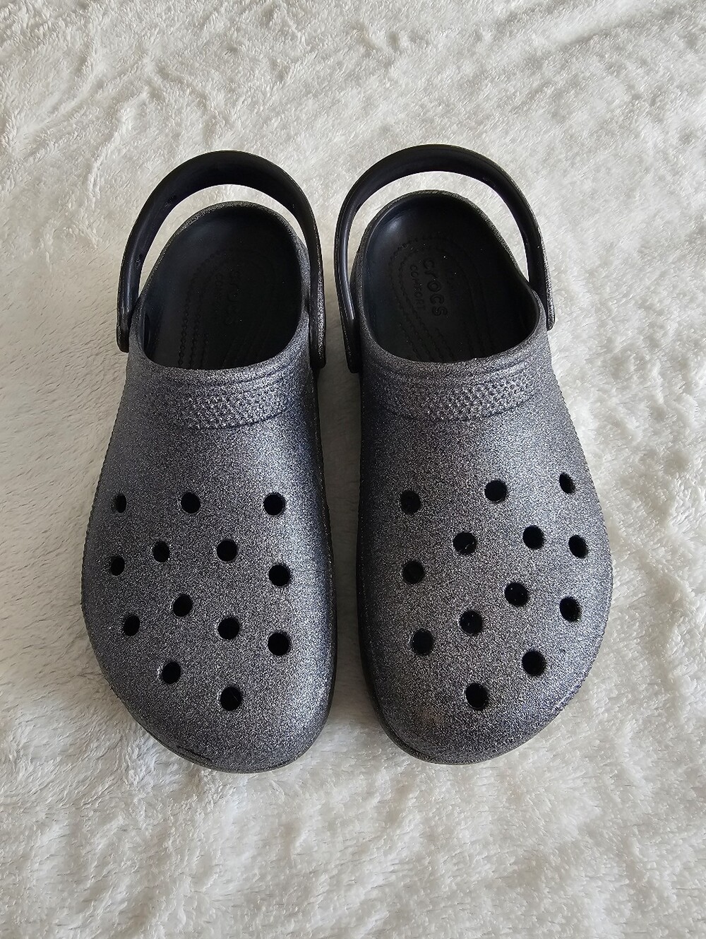 CROCS Women Glitter Clog in Silver-Black